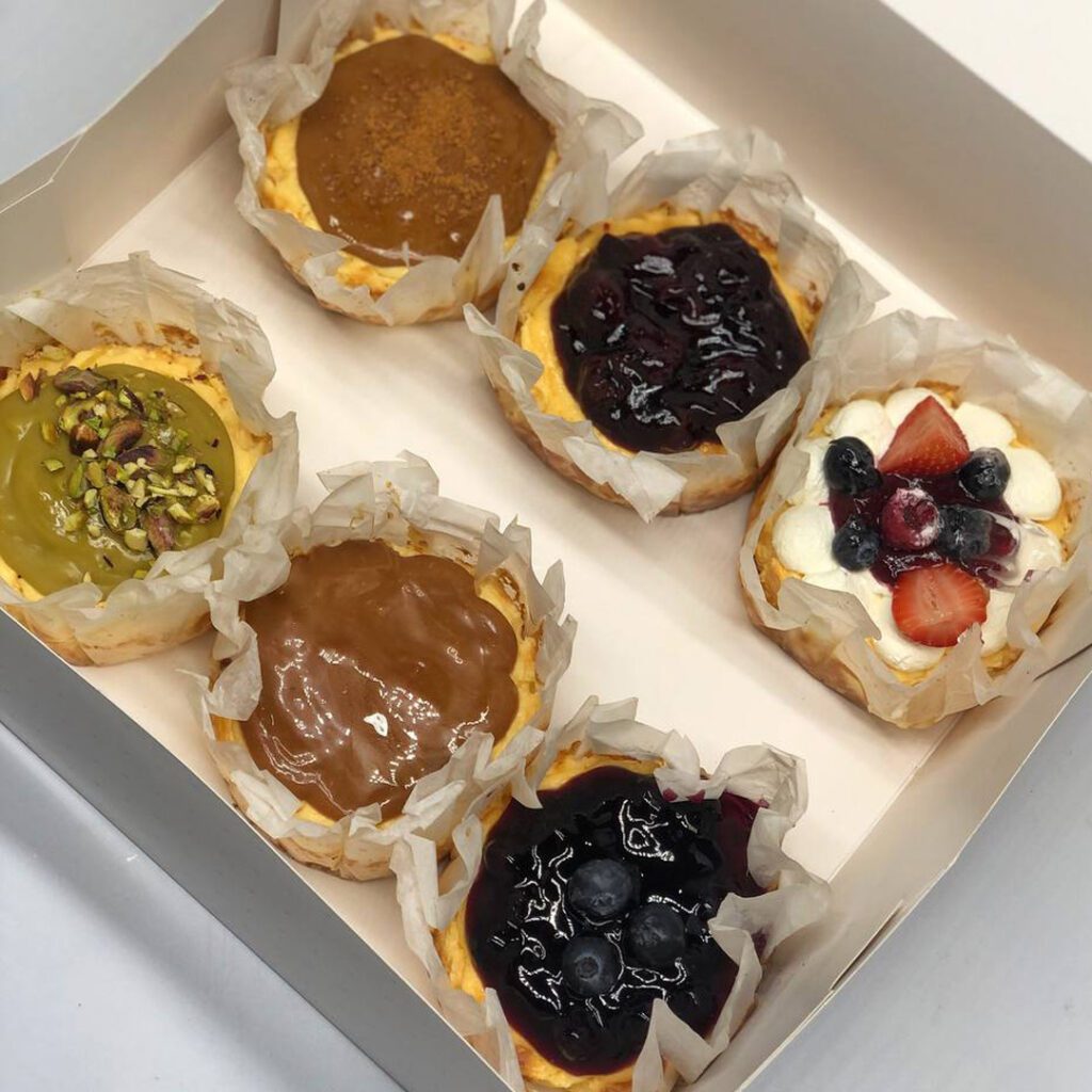 Basque Cheesecake with Fruits & Cream Cheese | Bakery in Dubai