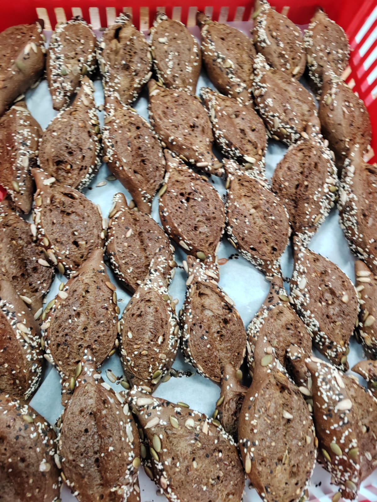 Organic brown mini buns with multi seeds topping - Image 2