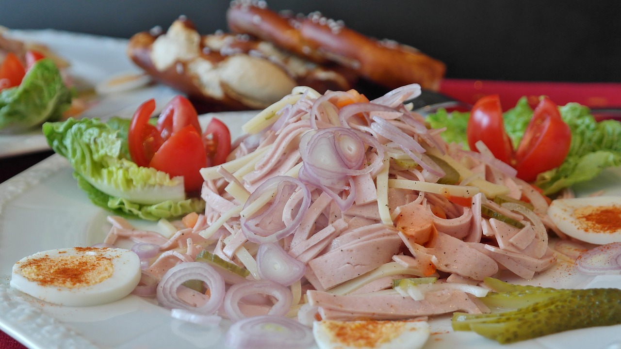 classic sausage salat with red onion and vinaigrettes 1kg