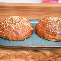 Organic Brioche bun 125 gram and sesame topping - Image 3